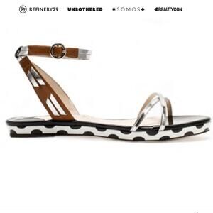 $495 Sophia Webster Luca Sandals Silver Tan Black White Size 35 US 4.5 EUC